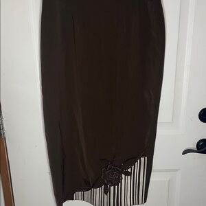 Chic Brown Pencil Skirt with Floral Accent